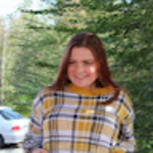 Meet your Posher, Caroline